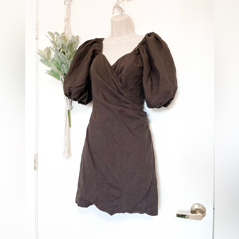 Anna Rae Bubble Sleeve Wrap Dress